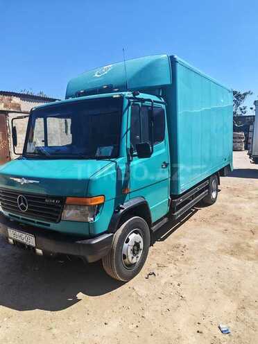 Mercedes Vario-3