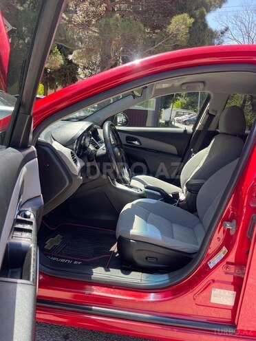 Chevrolet Cruze-5