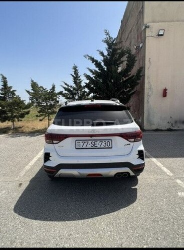 Kia Rio X-Line-3