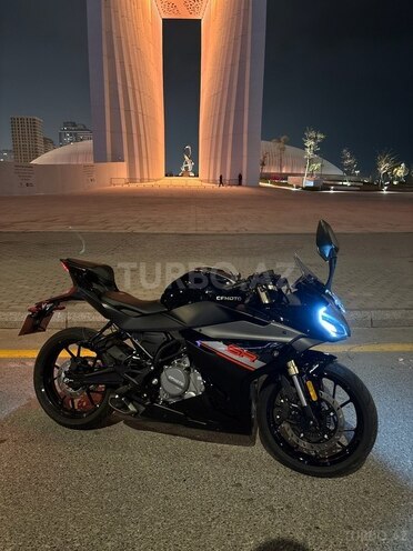 CFMOTO 250 SR-4