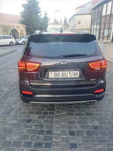 Kia Sorento-2