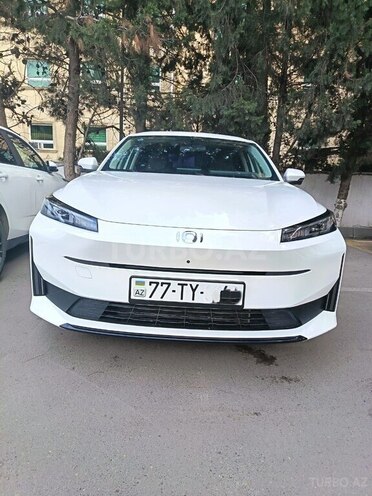 Changan Qiyuan A05-1