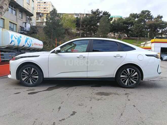 Changan Qiyuan A05-10