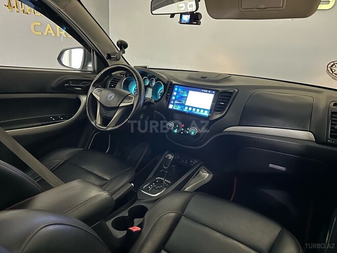 Changan CS 35-16
