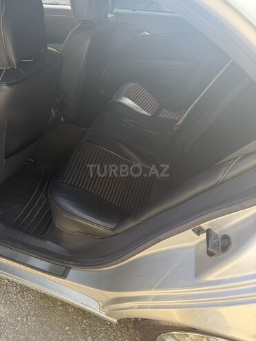 Mercedes E 240-7