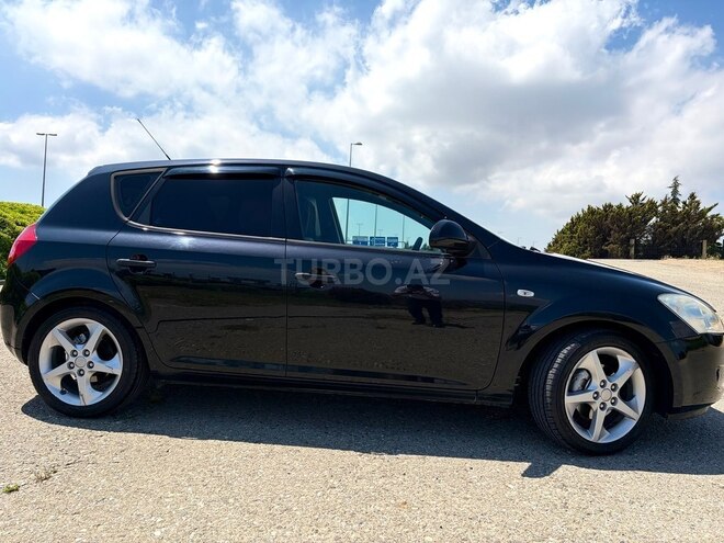 Kia Ceed-10