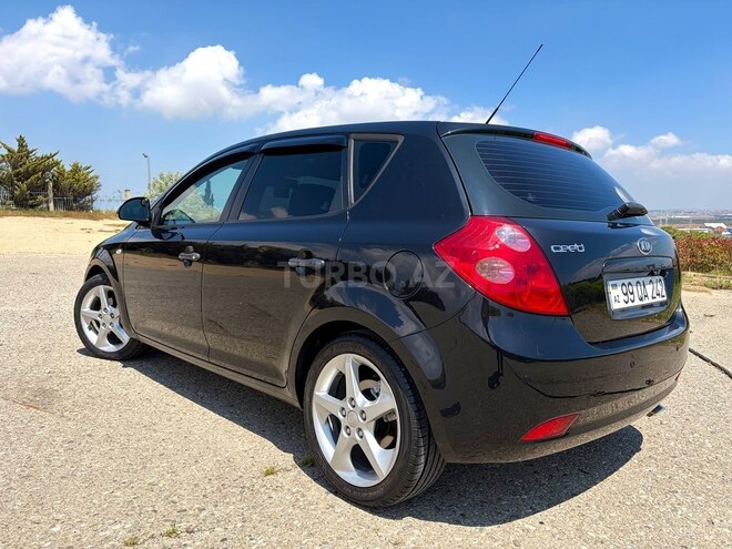 Kia Ceed-5
