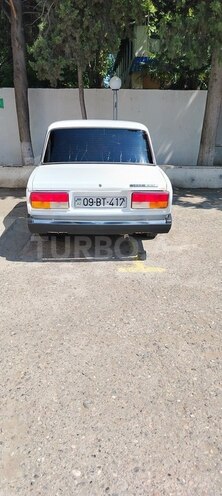 LADA (VAZ) 2107-2