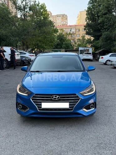 Hyundai Accent-1