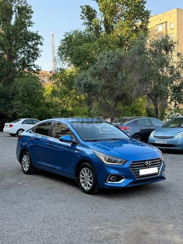Hyundai Accent-8