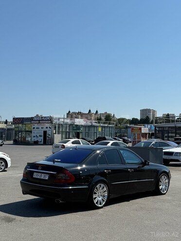 Mercedes E 320-6