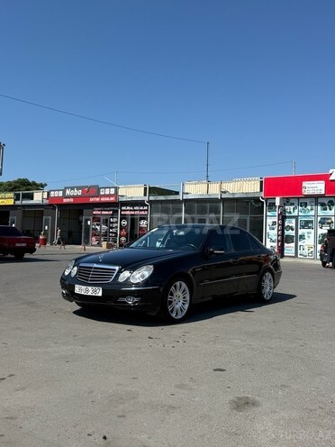 Mercedes E 320-4