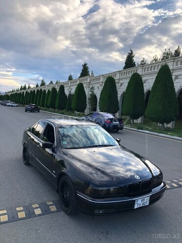 BMW 528-6
