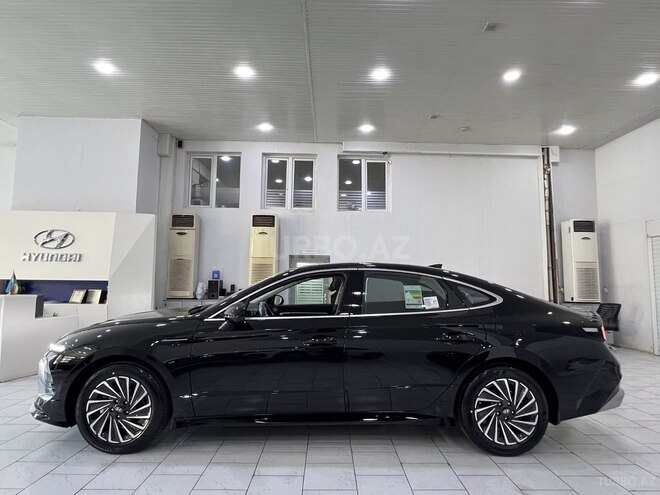 Hyundai Sonata-8