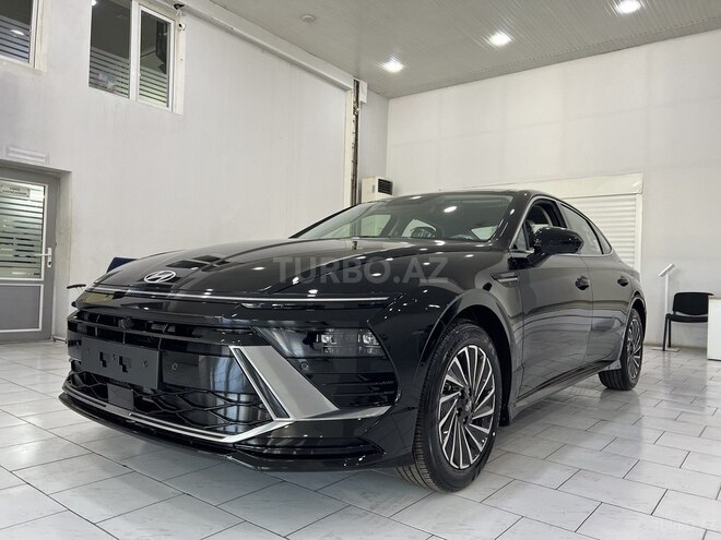 Hyundai Sonata-4