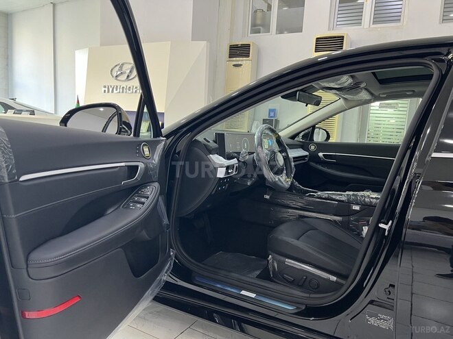 Hyundai Sonata-9