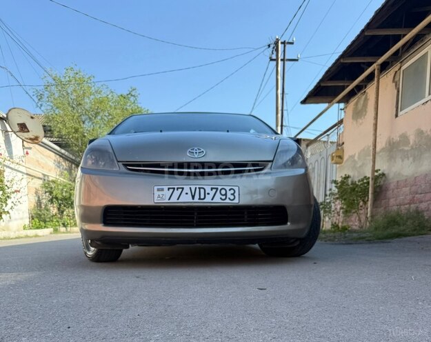 Toyota Prius-2
