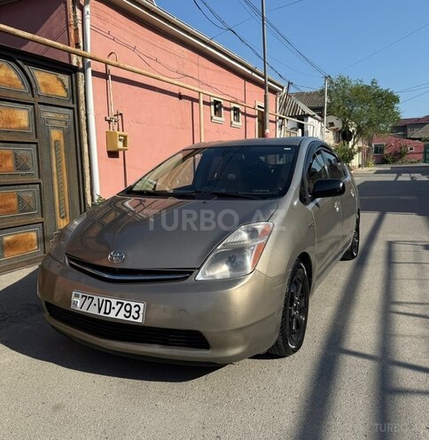 Toyota Prius-1