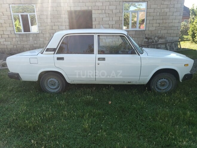 LADA (VAZ) 2107-4