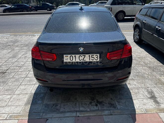 BMW 320-2