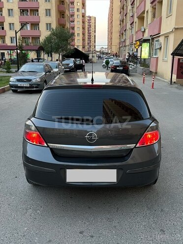 Opel Astra-10