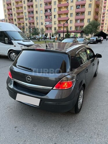 Opel Astra-12