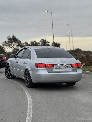 Hyundai Sonata-10