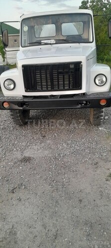GAZ 3307-5