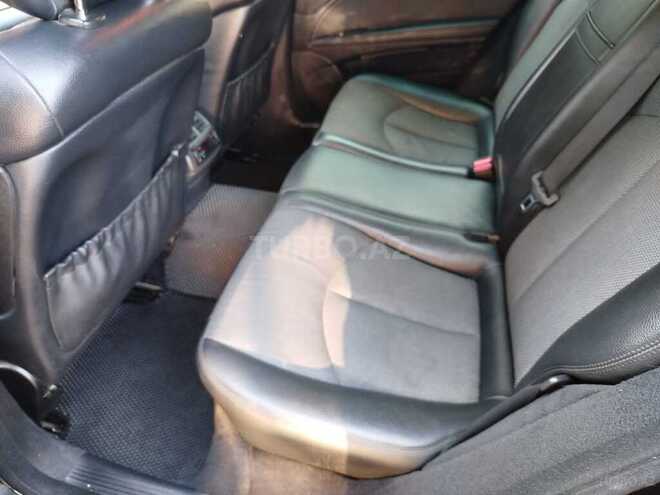 Mercedes E 220-12