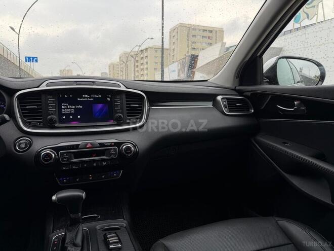 Kia Sorento-10