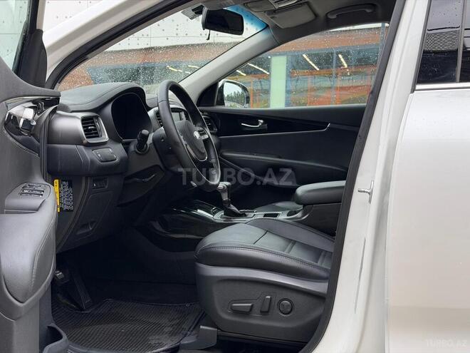 Kia Sorento-15