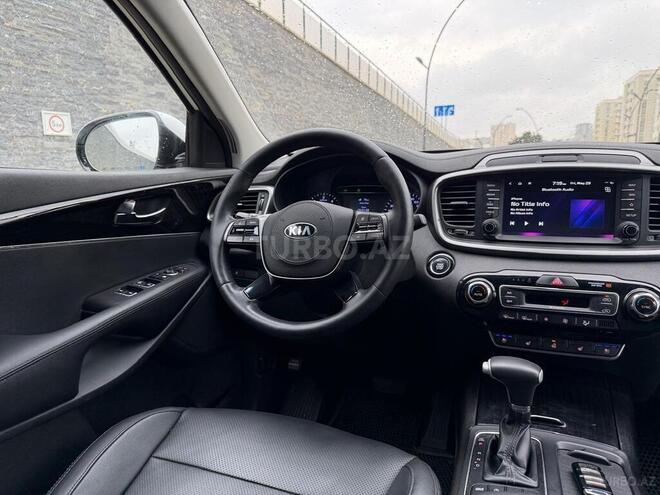 Kia Sorento-11