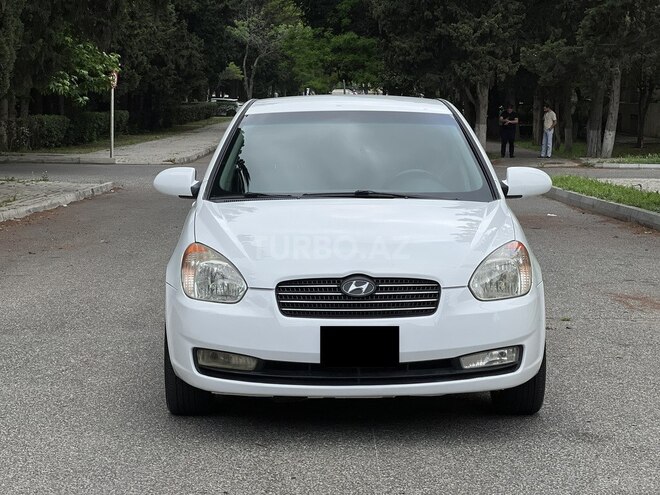 Hyundai Accent-3