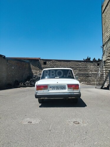 LADA (VAZ) 2107-2