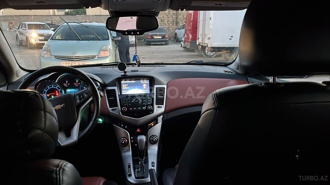 Chevrolet Cruze-8
