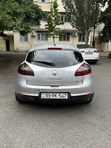Renault Megane-5