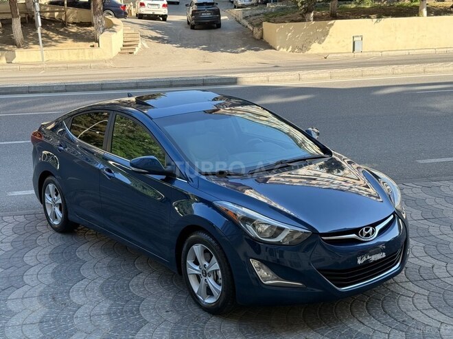 Hyundai Elantra-4