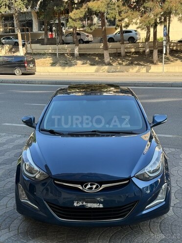 Hyundai Elantra-14