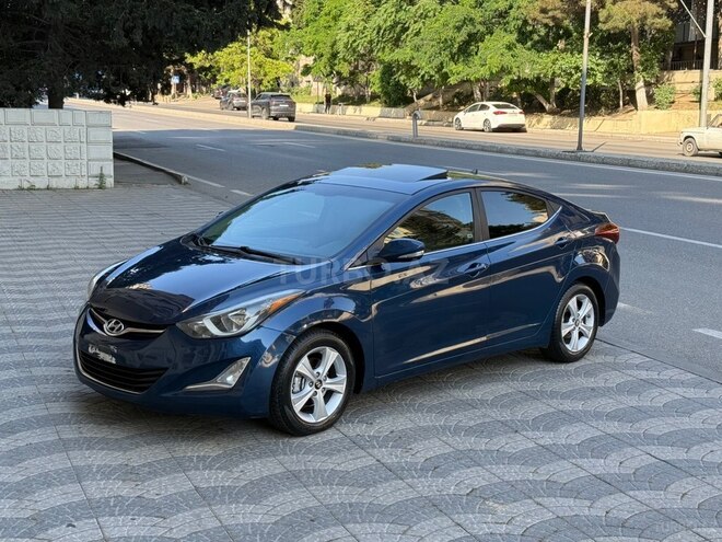Hyundai Elantra-15