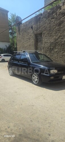 Volkswagen Golf-3