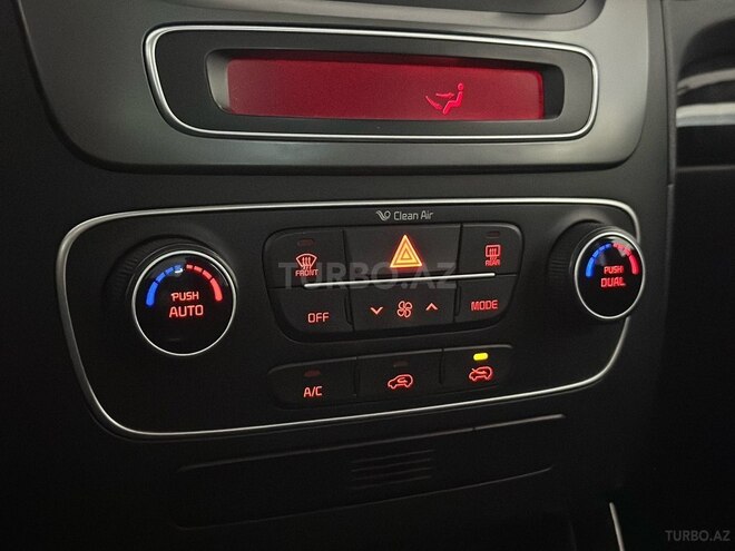 Kia Sorento-20