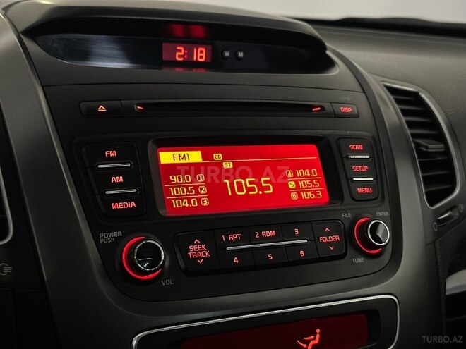 Kia Sorento-21