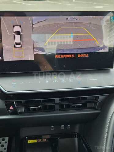 Toyota Camry-17