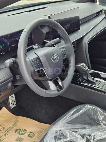 Toyota Camry-10