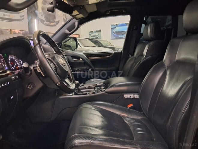Lexus LX 570-12