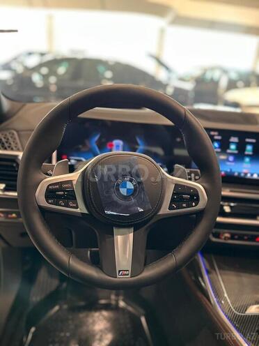 BMW X7-8