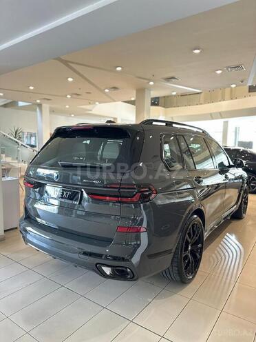 BMW X7-6