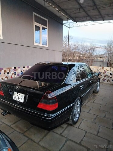 Mercedes C 230-11