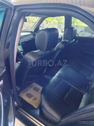 Mercedes C 230-6