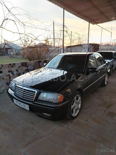 Mercedes C 230-1